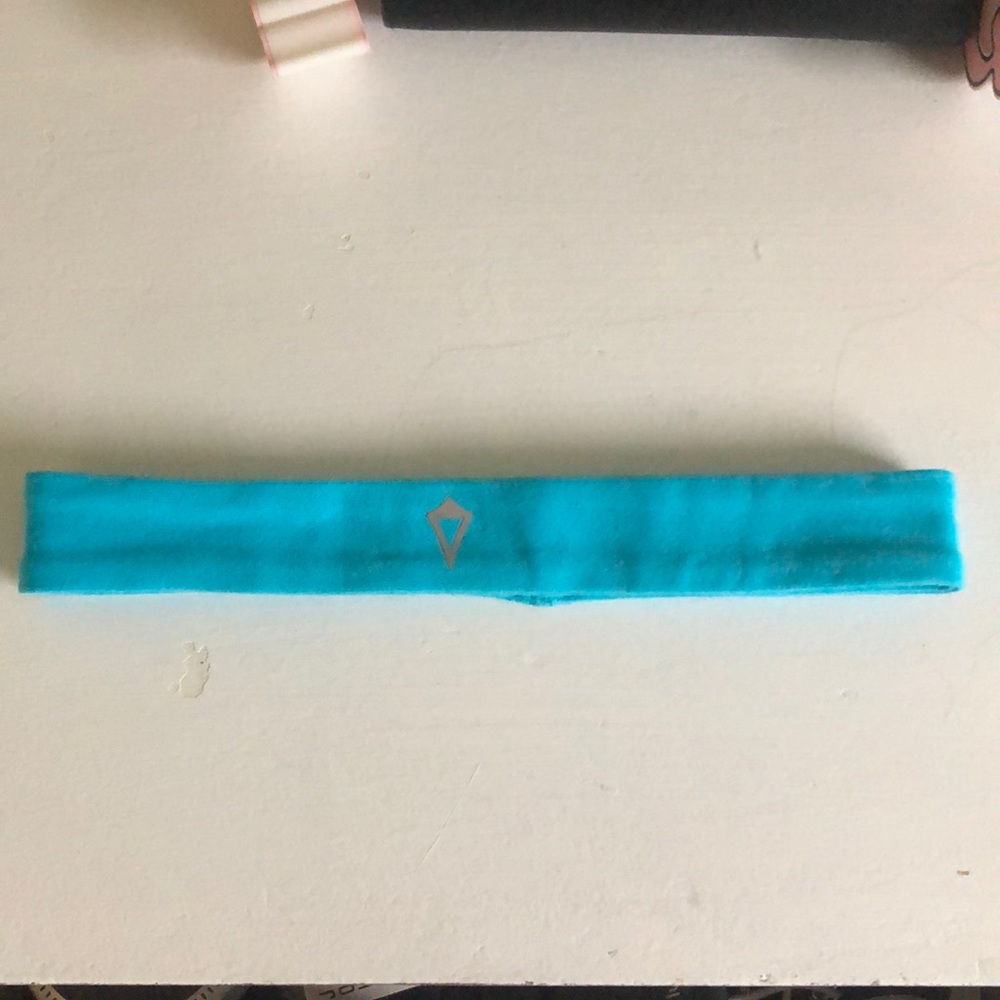 Ivviva headband